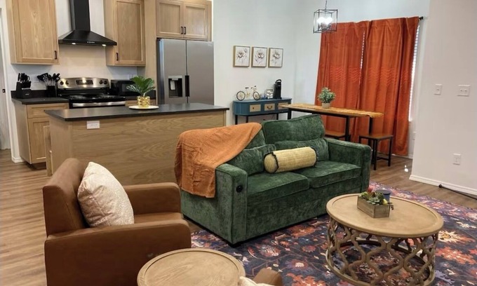 Canyon House | Lincoln’s Landing spacious 3 BD 2 Bath near Palo Duro Canyon and WT