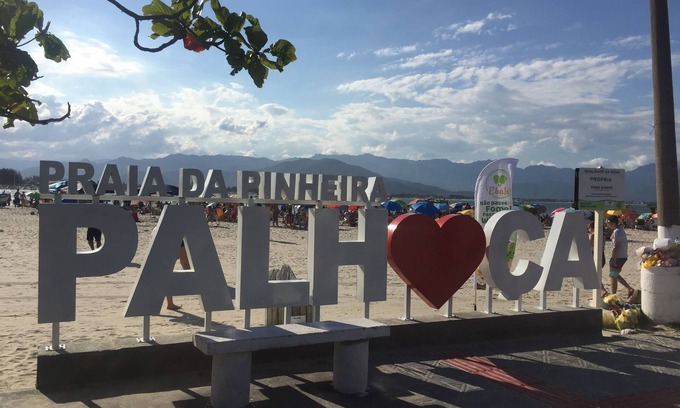 Pinheira Apartment | Lindos Aptos with 2 beds with air 80m from the sea prime location downtown