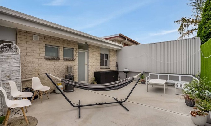 Bellerive Apartment | Little Bell: Nestled within the heart of Bellerive