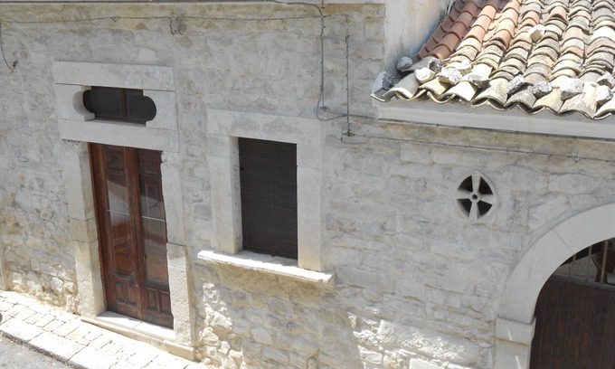 Comiso House | little blue holiday home comiso