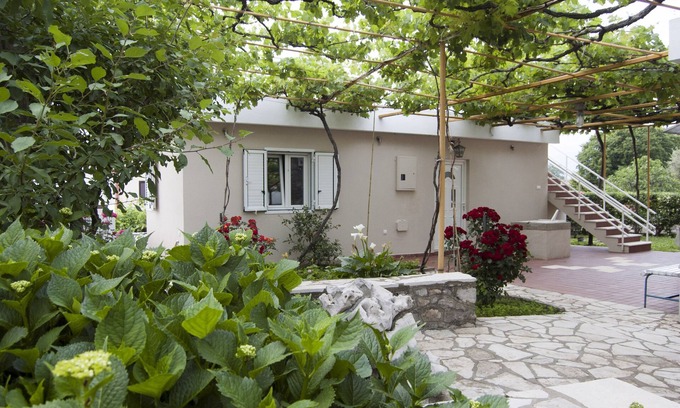 Radovici House | Little Nautilus: The best positioned apartment in Boka Bay