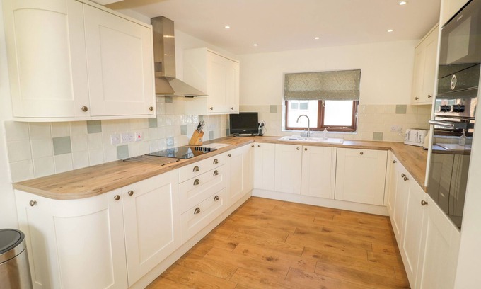 Upton Snodsbury Cottage | Little Owl Barn