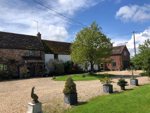 Blandford Saint Mary House | Little Stables Cottage