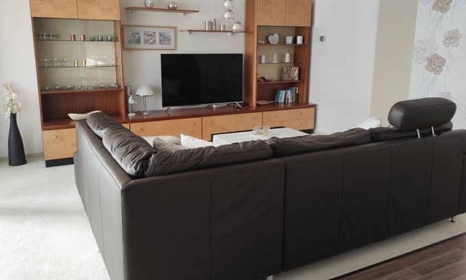 Unterporlitz Apartment | Lively apartment in Unterpörlitz