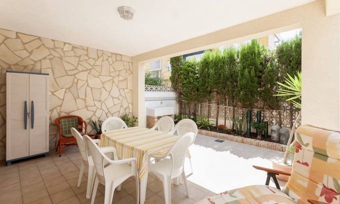 Oliva Ski Chalet | LlamÀntol - House In Oliva