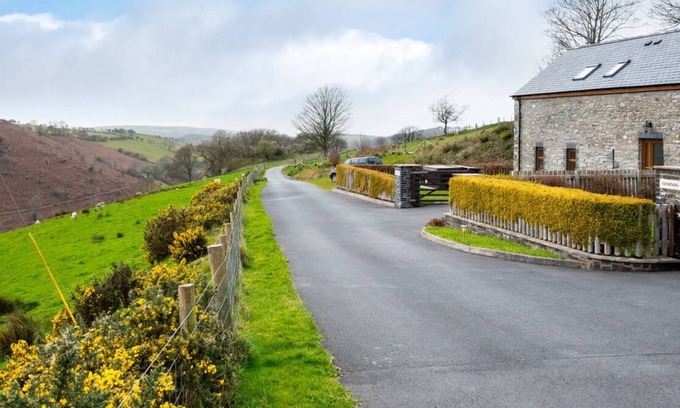 Glandyfi House | Llety'r Buarth in Aberystwyth