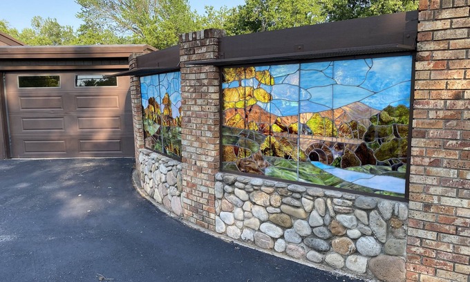 Stephenville Cottage | Local Landmark Guest House w/garage prkg; Near TSU