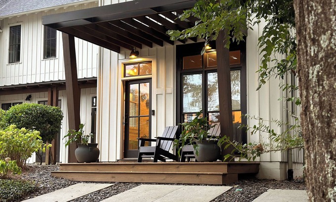 Midtown House | Location Location Location! Midtown Gem!
