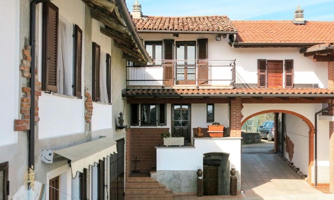 Camerano Casasco Apartment | Locazione Turistica Al Mobile Antico