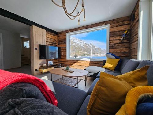 Sørvagen House | Lofoten Finnhavn Øvre - Panoramic view