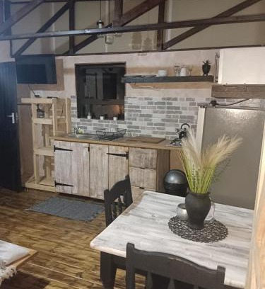 Meyerton Apartment | Log in At 118 Log 1