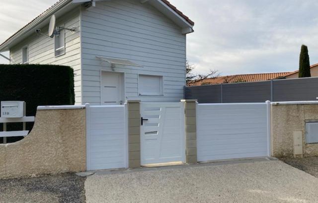 Saint-Symphorien House | Logement indépendant de 70 m2