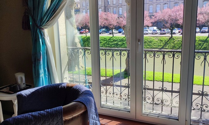 Luneville Hotel | Logis Hôtel Les Pages