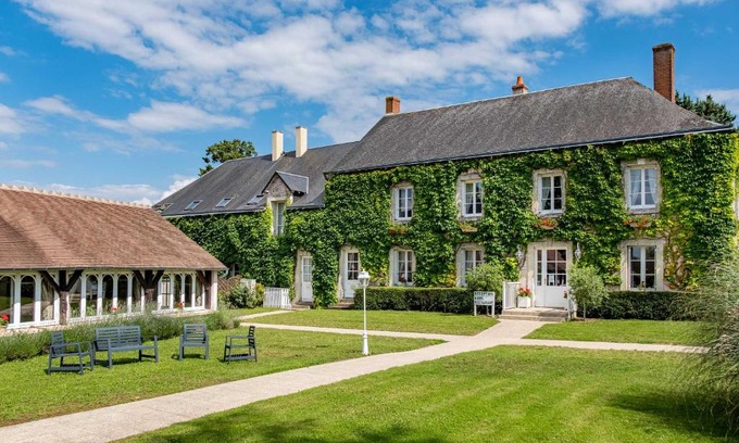 Cangey Hotel | Logis Le Fleuray