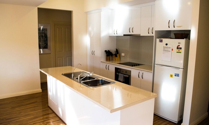 Port Elliot House | Longreach at Port Elliot