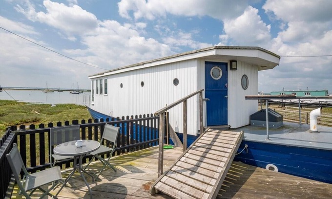 Layer Marney Apartment | Lorna, Houseboat , West Mersea