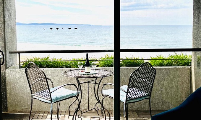 Lorne Apartment | Lorne beach views at the cumberland