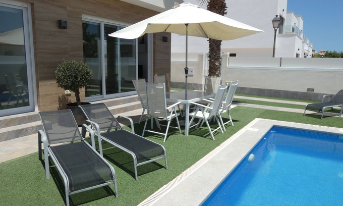 Los Imbernones Villa | los dos caballeros