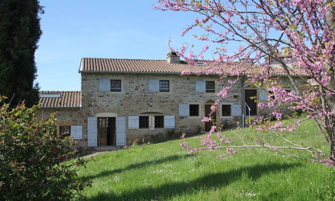Jalogny House | Loue Maison 14 Couchages Avec Grand Jardin - Cluny Bourgogne