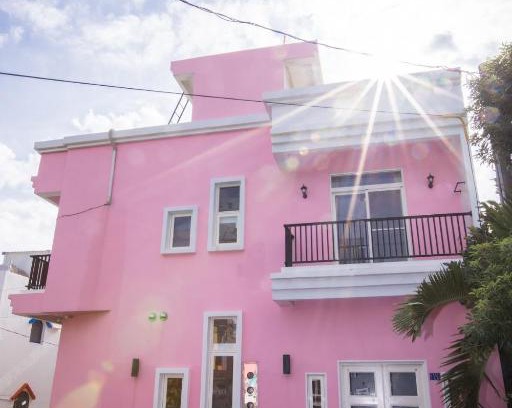 Sail Rock Beach House | Love Summer B&B