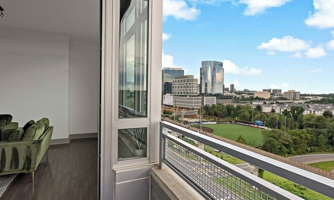 McLean Apartment | Lovely 1B1B Unit| Luxe | Prime Location | SpaciousLovely 1B1B Unit| Luxe | Prime Location | Spacious