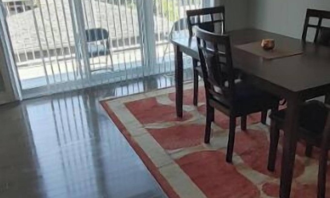 Orleans Village - Chateauneuf Apartment | Lovely 2 Bedroom Apt in Orleans w/Free Parking