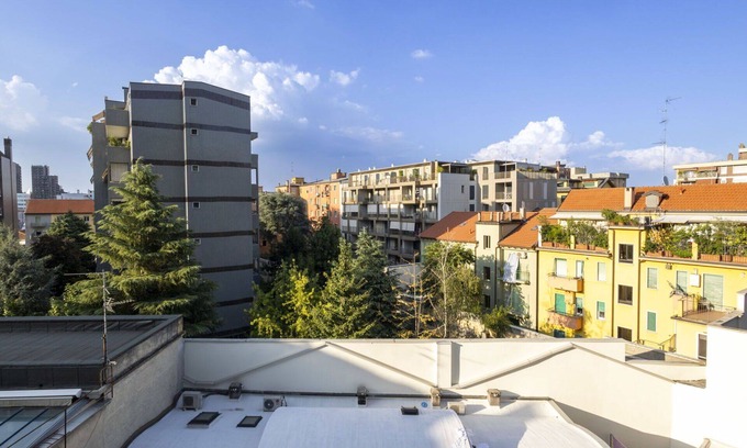 Bovisa Apartment | Lovely apartment for 3 guests with WIFI, A/C, TV and balcony