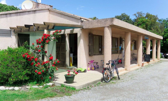 Casamozza House | Lovely apartment in villa for 6 guests with A/C, WIFI and terrace