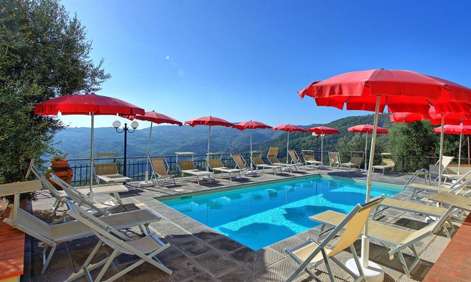 Montebonello Villa | Lovely apartment in villa with A/C, pool, WIFI, TV, patio, pets allowed and panoramic view