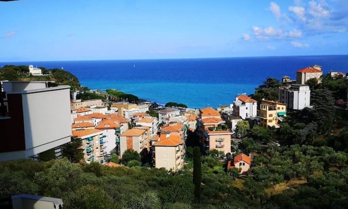 Celle Ligure Apartment | Lovely apartment, spring arrives in Liguria!