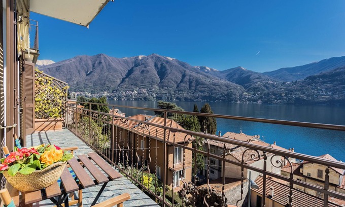 Carate Urio Apartment | Lovely Apartment overlooking the Lake