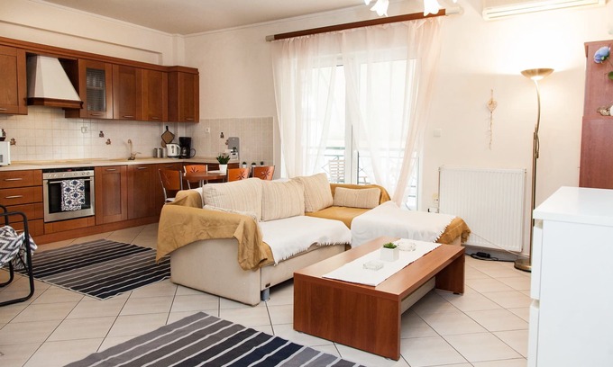 Peristeri Apartment | Lovely apt. in Peristeri