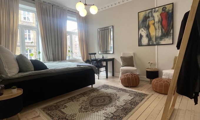 Toyen Apartment | Lovely central appartement with to large bedrooms