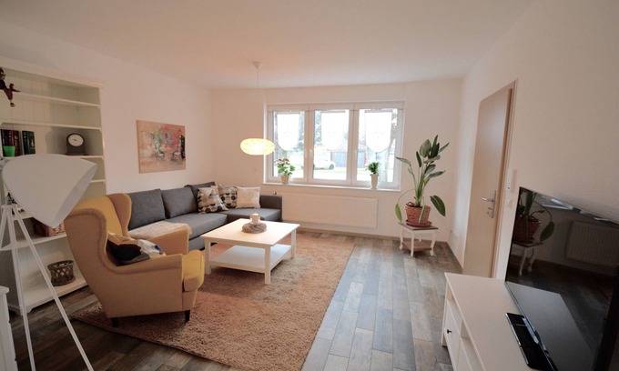 Oberhavel Apartment | Lovely furnished apartment -water nature-culture-recreation