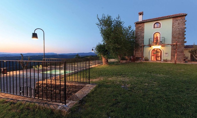 Koper House | Lovely home in Gracisce