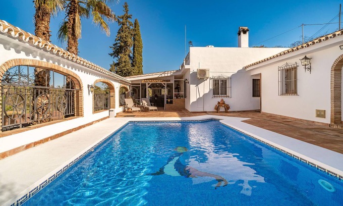 Guaro House | Lovely home in Guaro with WiFi