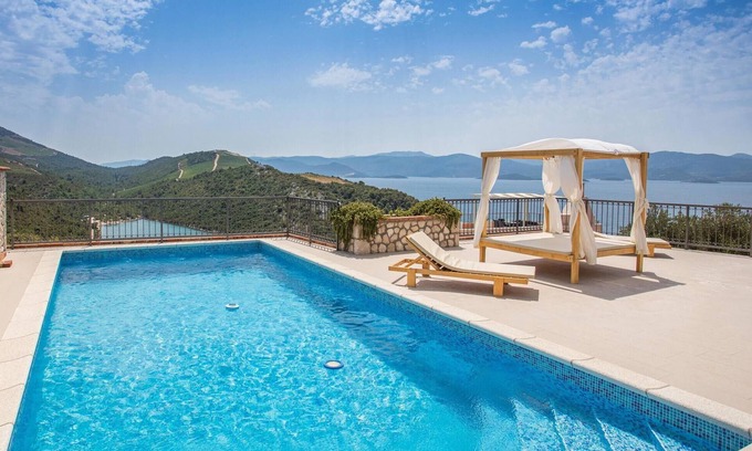 Kremena House | Lovely home in Kremena with sauna