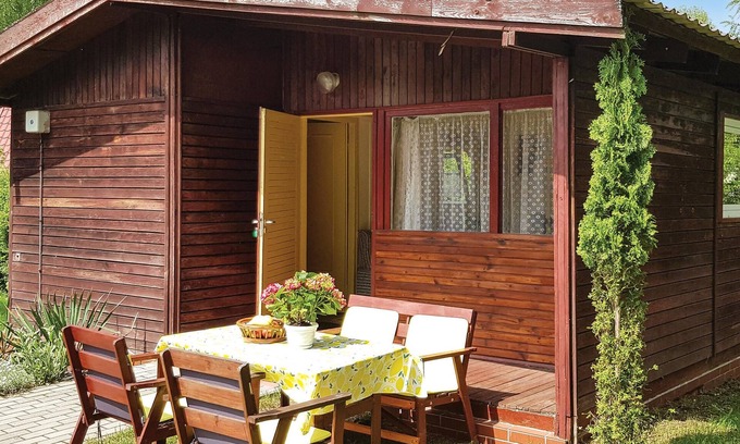 Gledy House | Lovely home in Morag with kitchen