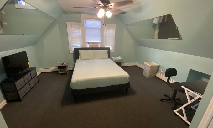 North Side House | Lovely Private 2-Bedroom Rental