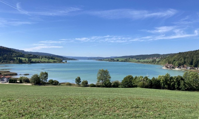 Malbuisson Apartment | Lovely studio - Lake view