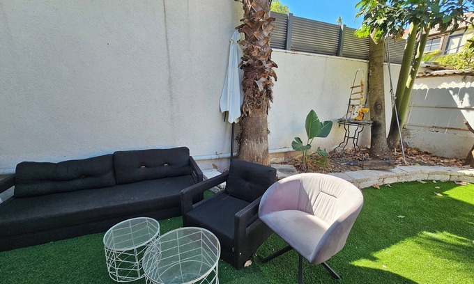 Kiryat Motzkin Apartment | Lovely studio with AC in Haifa