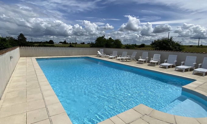 Courcoury Other | Lovingly Restored Farmhouse With Large Private Pool Set in 5 Acres near Saintes