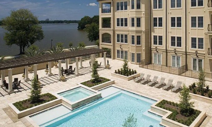 Highlands - Perkins Condo | LSU Lakes and 10 Mins to Hospitals/Downtown