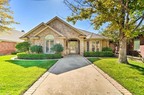 Lubbock Villa | Lubbock Home with Patio about 6 Mi to Texas Tech!