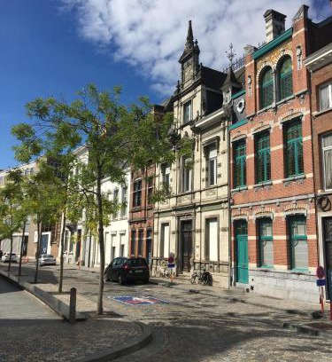 Mechelen Bed & Breakfast | Lunatree