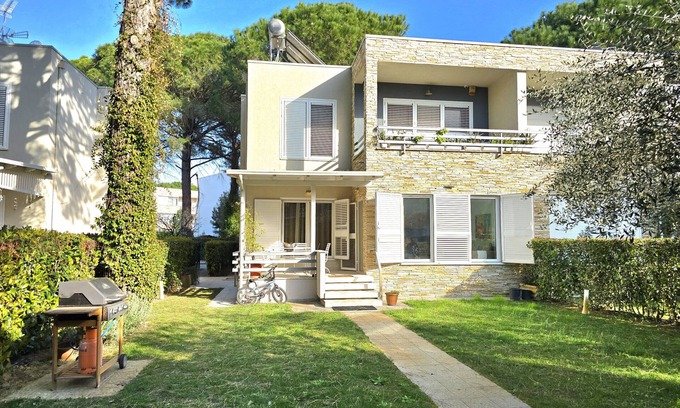 Ishem Apartment | Lura 2 Holiday Homes 127