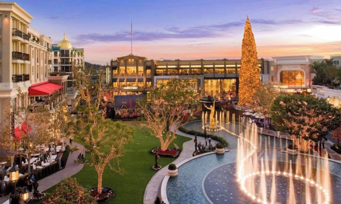 Downtown Apartment | Lux 2BD/2BTH apartment in Glendale with WiFi, fitness room, pool