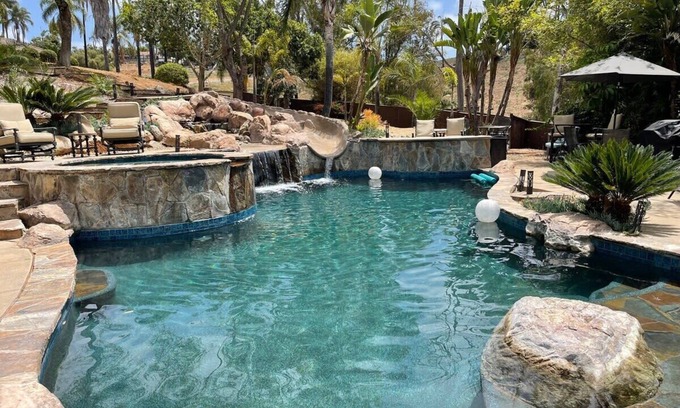 Vista House | Lux - Detached Guest Home - Private Estate w/ Pool