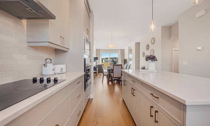 Keith House | Lux Home| Garage |Central AC |Close Banff |Pond View