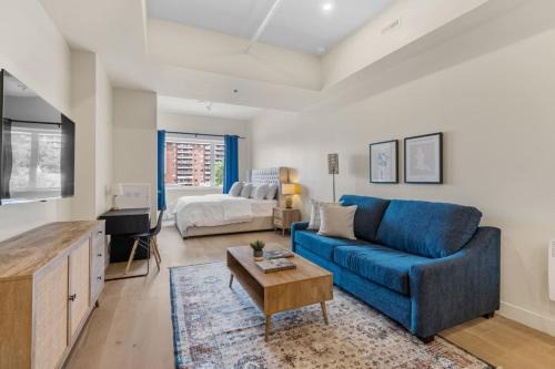 Gay Village Apartment | Luxe DownTown King Suite